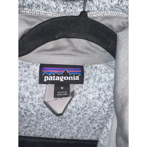 Patagonia 1/4 zip Pullover Size Medium - Picture 2 of 4
